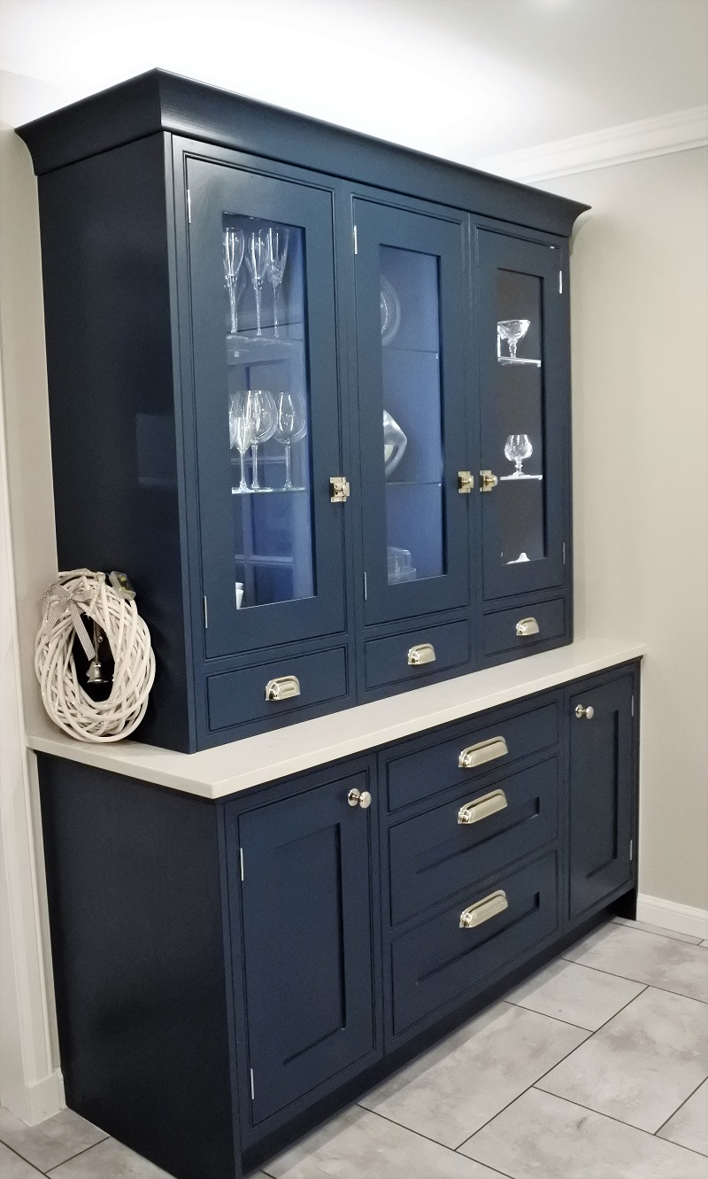 welsh-dresser-with-led-lights-and-lagoon-silestone