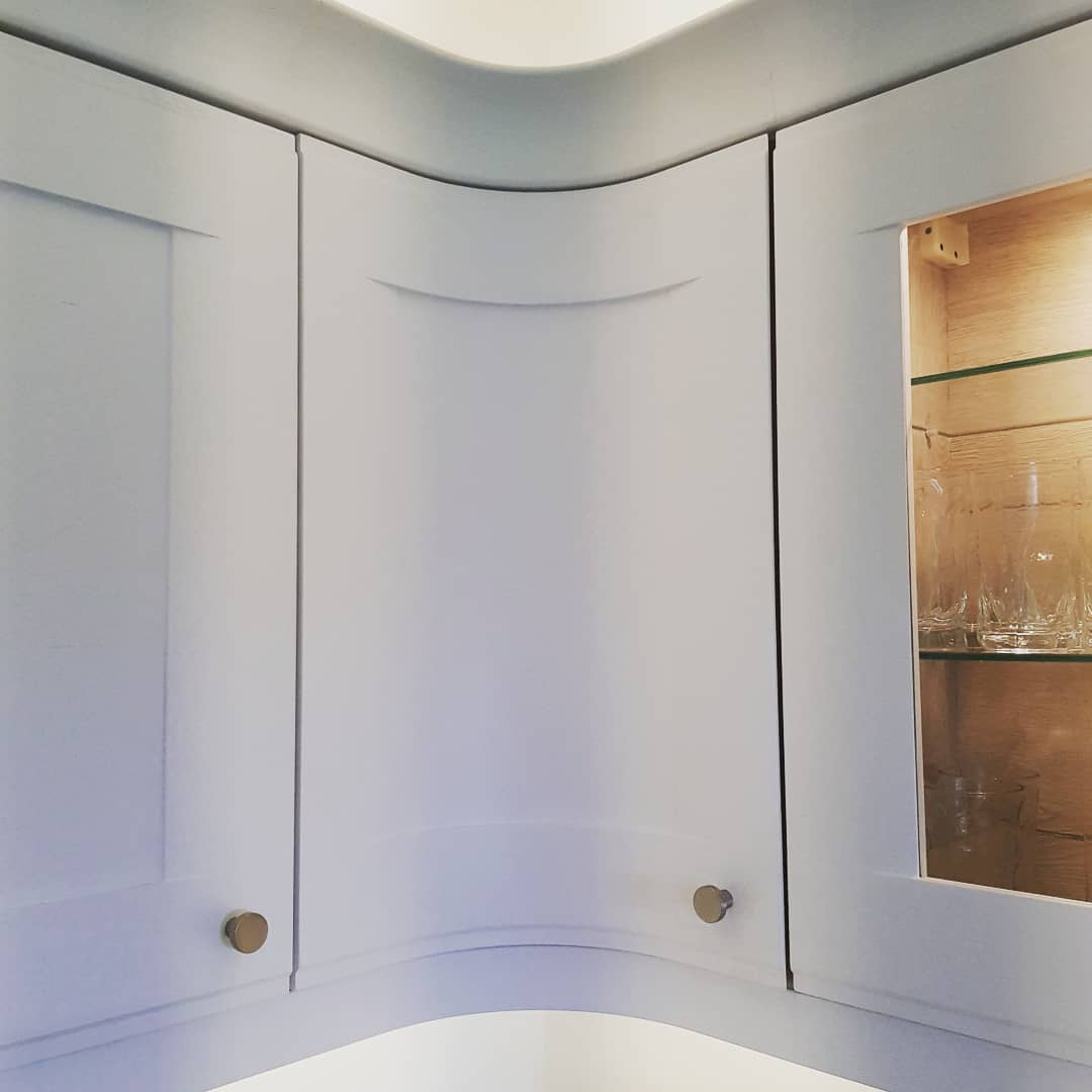 Bespoke kitchen Curved Door | Newton Mearns