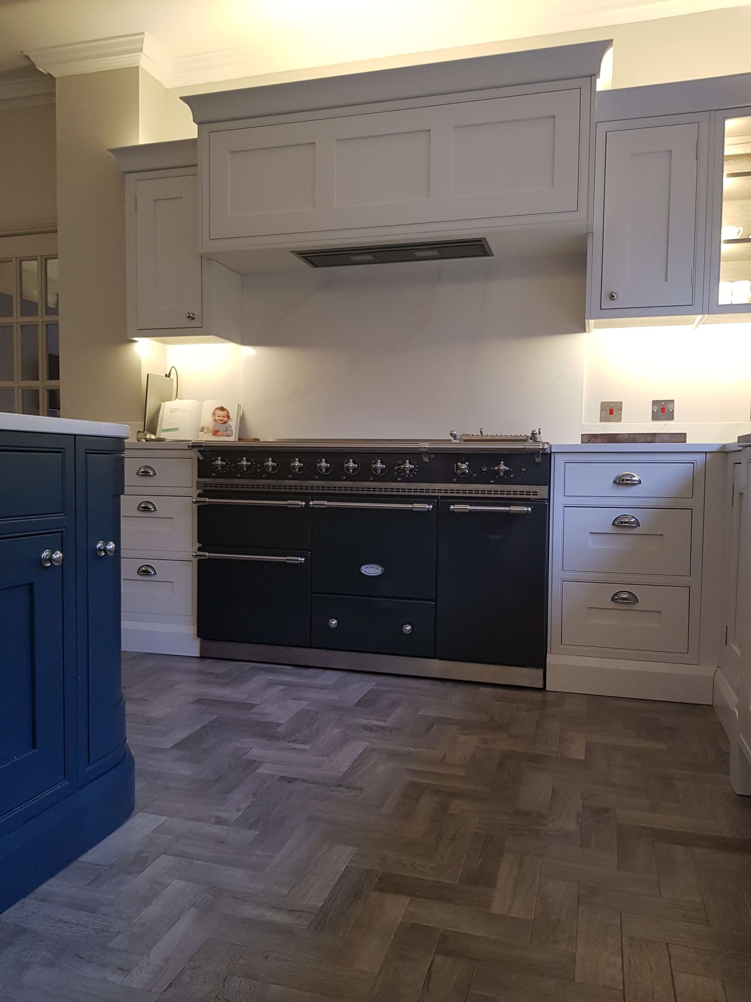 Bespoke Inframe Kitchen 1500mm Range Cooker
